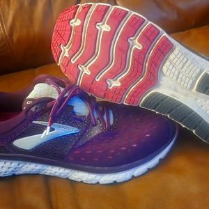 Brooks Glycerin 16 Women’s Size 11 purple Shoes excellent 2018 model